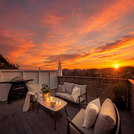 Large Luxury Villa, 3 Bathrooms, Centrally Located In Bergen, 260 M2! Bergen